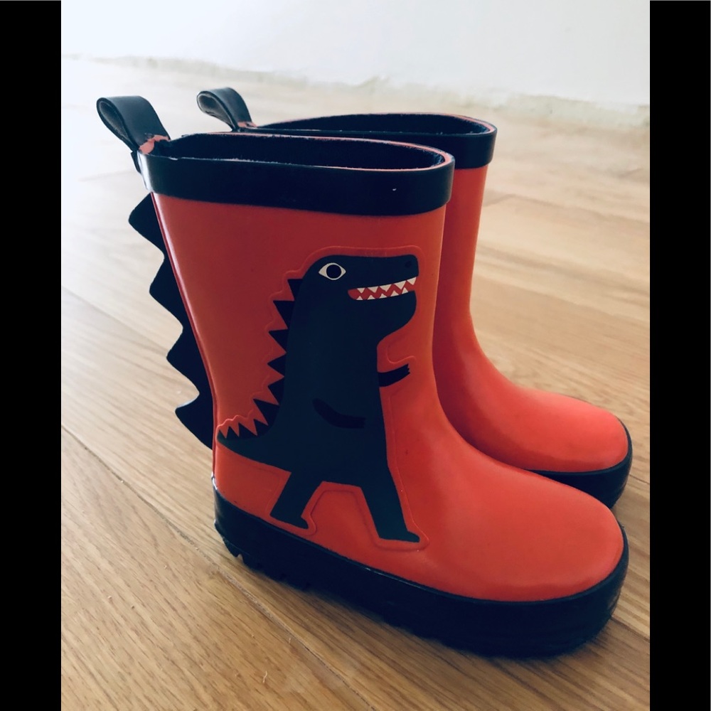 Kids rain boots